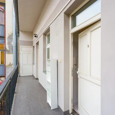 Apartment Quiet Near River And Center *